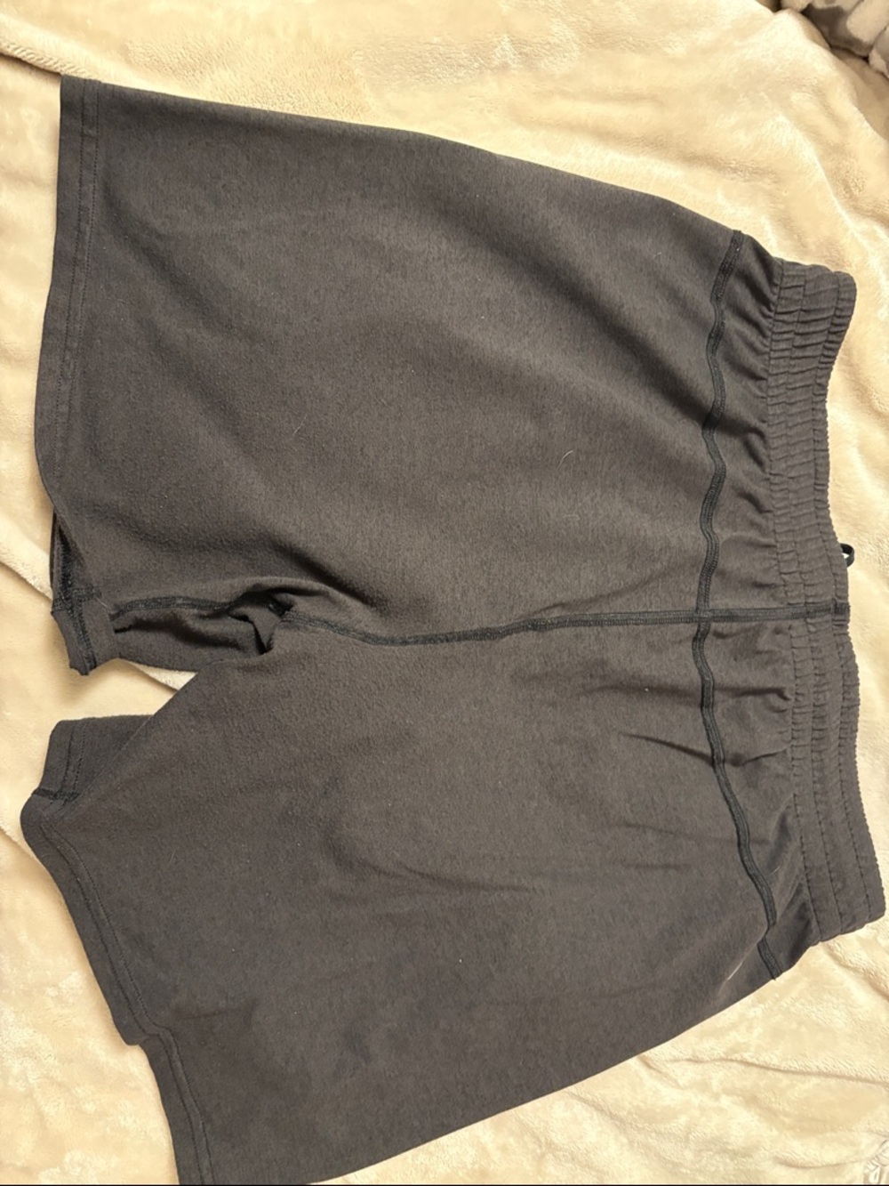 NoBull gym shorts large - Picture 3 of 4